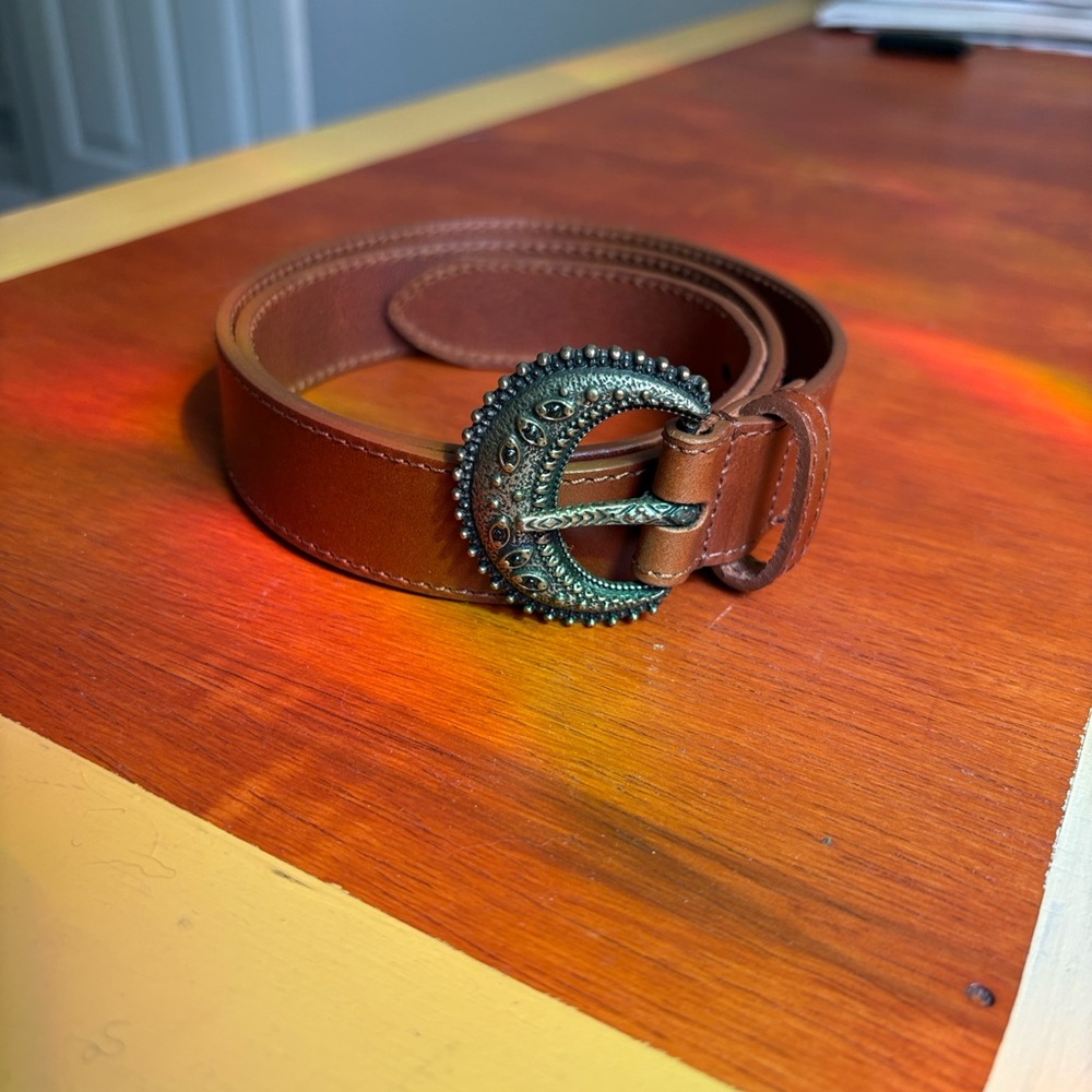 Sezane Leather with Ornate Buckle (Fine Louvre Belt)